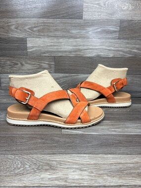 Sofft Women’s Suede Fairbrook Sandals in Sunset Orange Sz 8.5